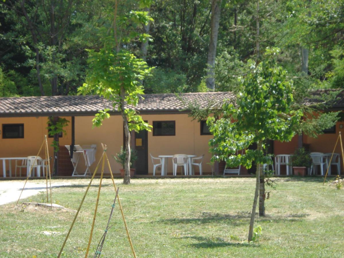 Rio Verde Camping Villaggio Costacciaro Exterior photo