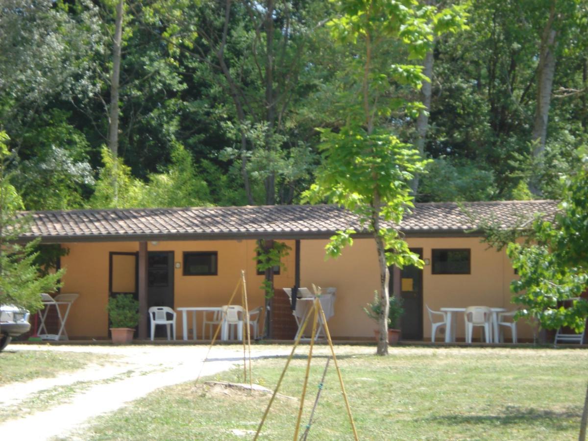 Rio Verde Camping Villaggio Costacciaro Exterior photo
