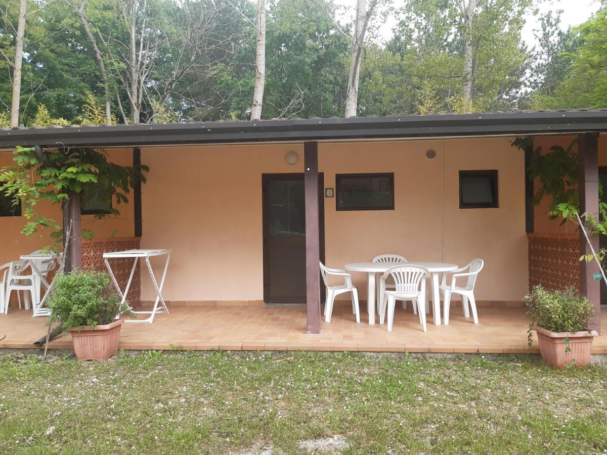 Rio Verde Camping Villaggio Costacciaro Exterior photo