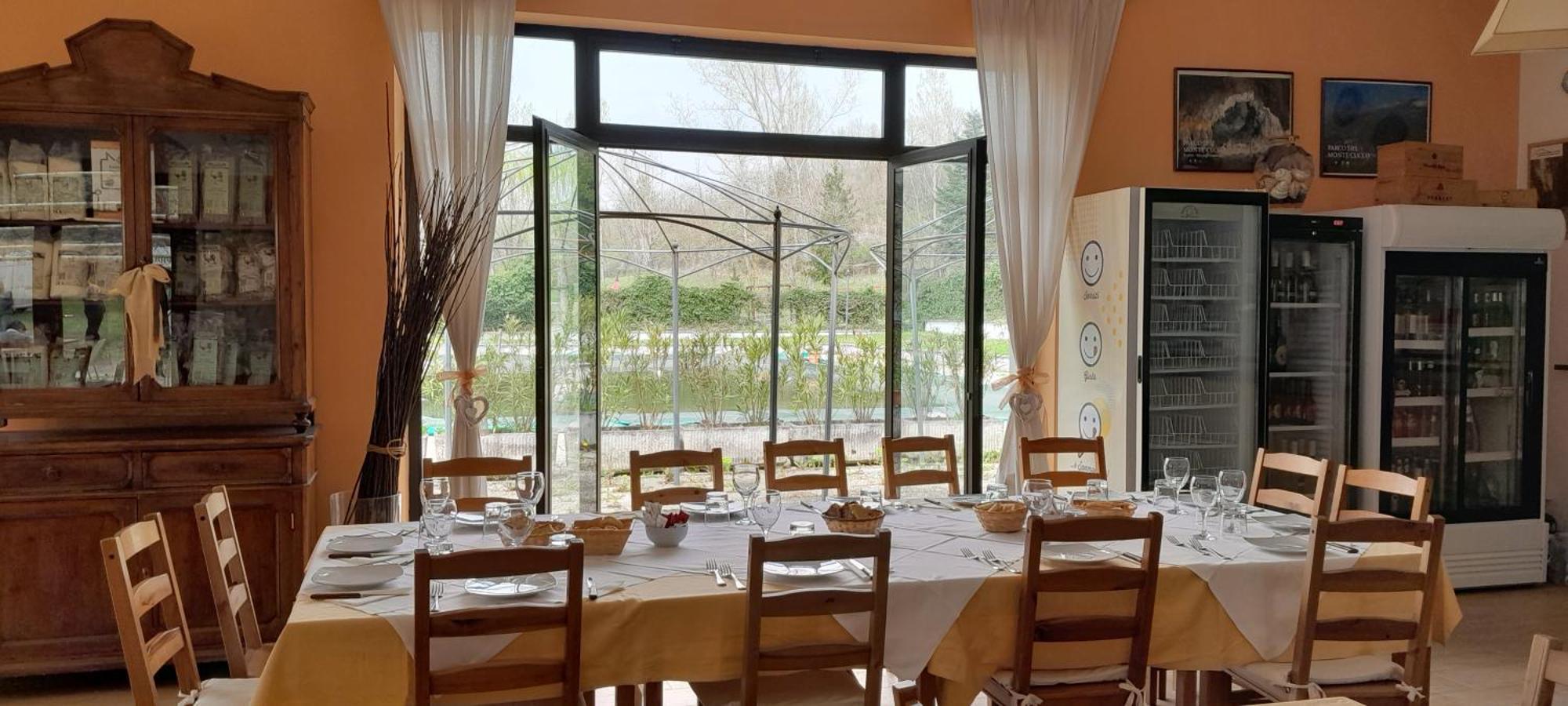 Rio Verde Camping Villaggio Costacciaro Exterior photo