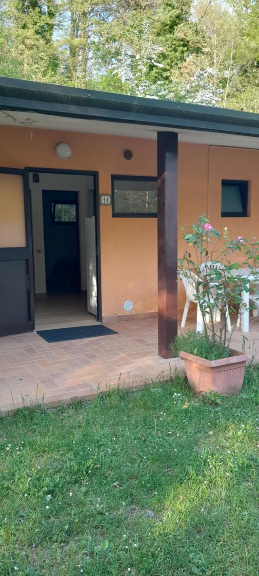 Rio Verde Camping Villaggio Costacciaro Exterior photo