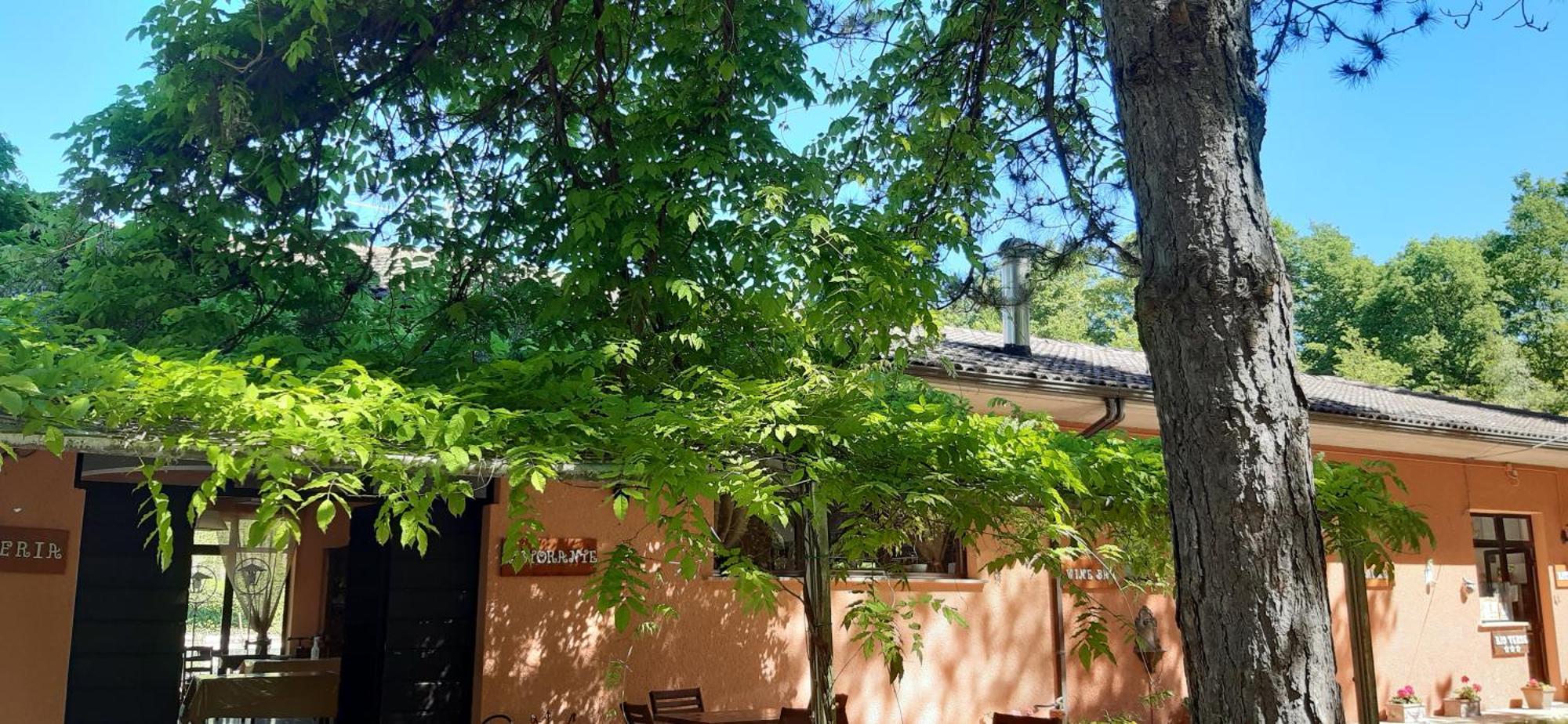Rio Verde Camping Villaggio Costacciaro Exterior photo